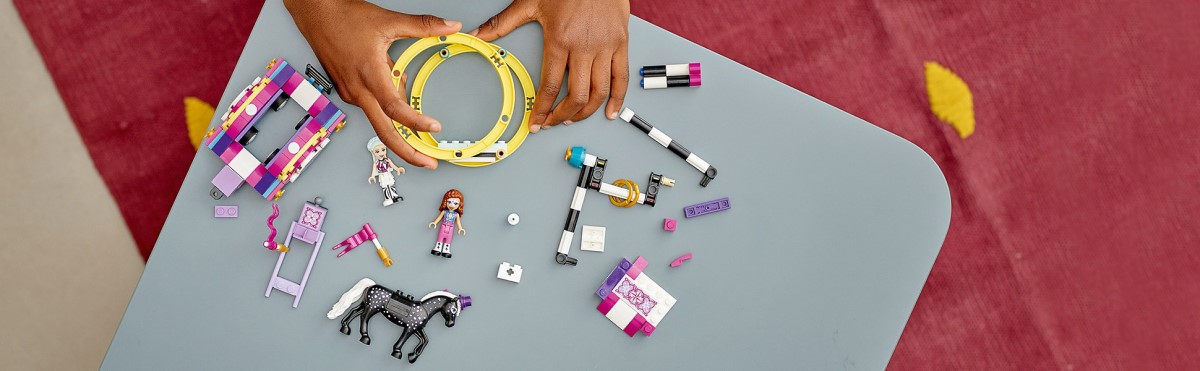 Конструктор LEGO Friends Чарівна акробатика (41686) - 6 Фото Конструктор LEGO Friends Чарівна акробатика (41686) - 6
