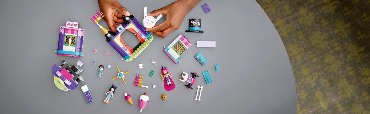 Конструктор LEGO Friends Киоск на волшебной ярмарке (41687) - 6 Фото Конструктор LEGO Friends Киоск на волшебной ярмарке (41687) - 6