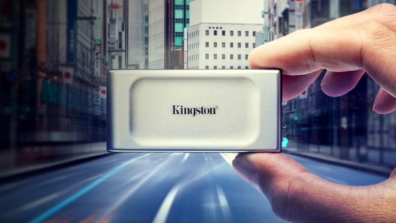 Фото SSD-накопичувач зовнішній Kingston XS2000 500GB USB 3.2 Type-C 2x2 IP55 3D NAND - 1