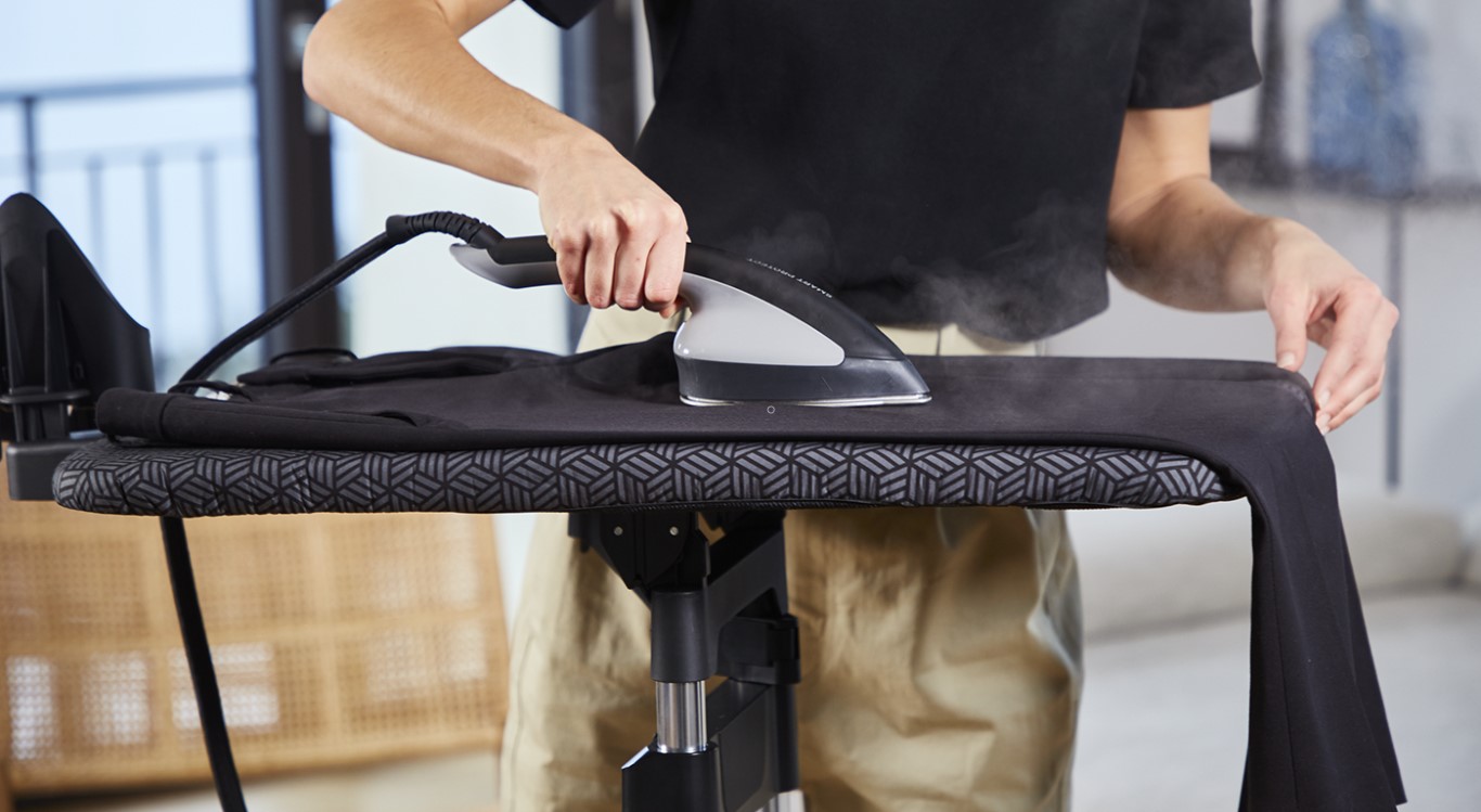 Вертикальный отпариватель стационарный Tefal IXEO QT1510E0 - 7 Фото Вертикальный отпариватель стационарный Tefal IXEO QT1510E0 - 7
