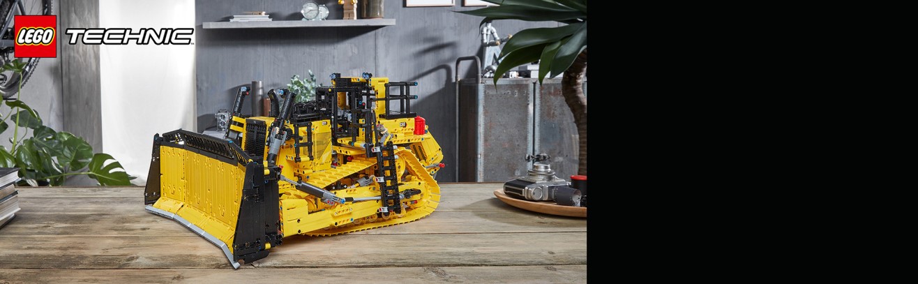 Конструктор LEGO Technic Бульдозер Cat D11 на пульте управления (42131) - 1 Фото Конструктор LEGO Technic Бульдозер Cat D11 на пульте управления (42131) - 1