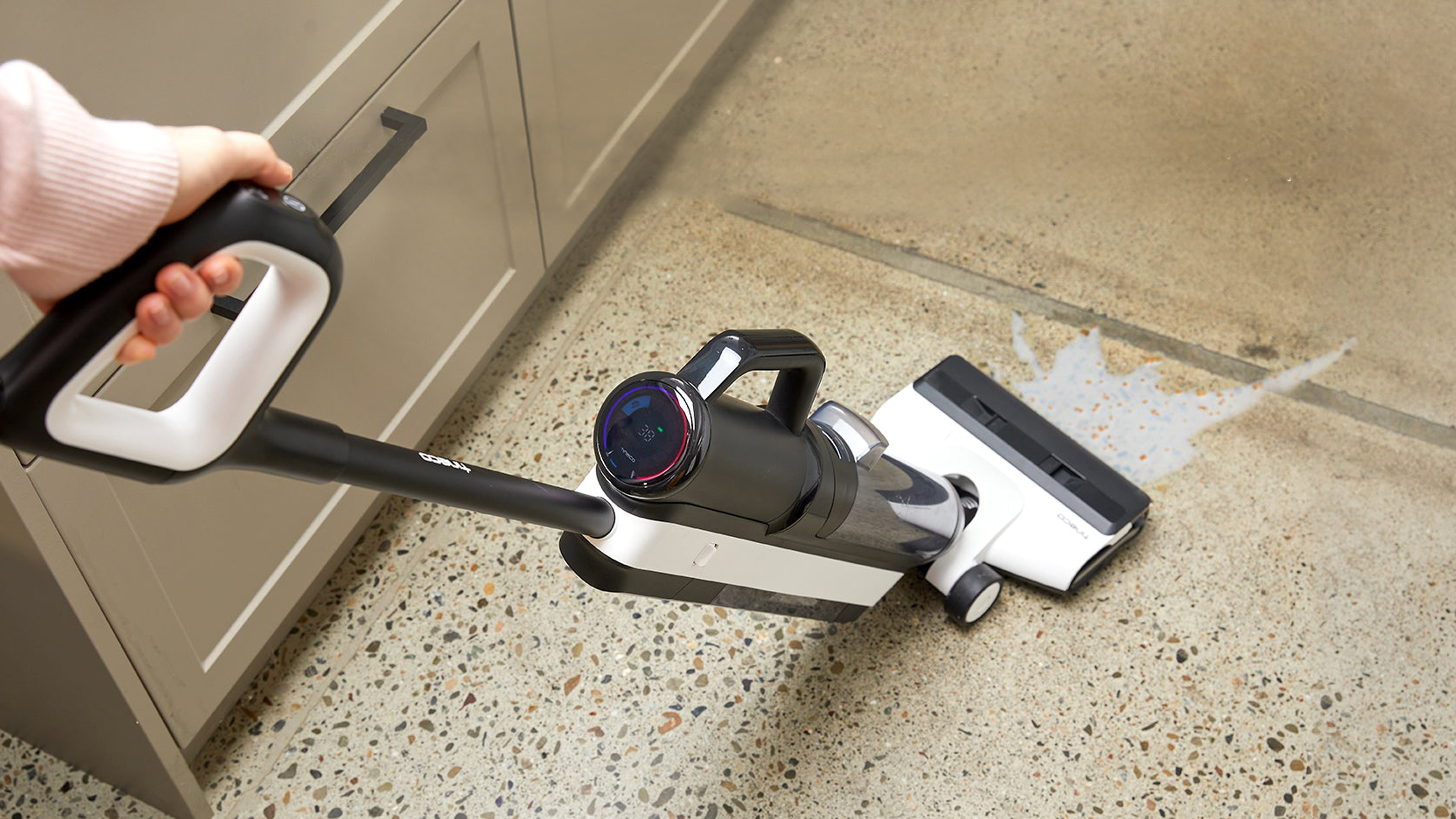 Пилосос ручний для дому Tineco Floor One S5 Combo (FW050100EU) - 4 Фото Пилосос ручний для дому Tineco Floor One S5 Combo (FW050100EU) - 4