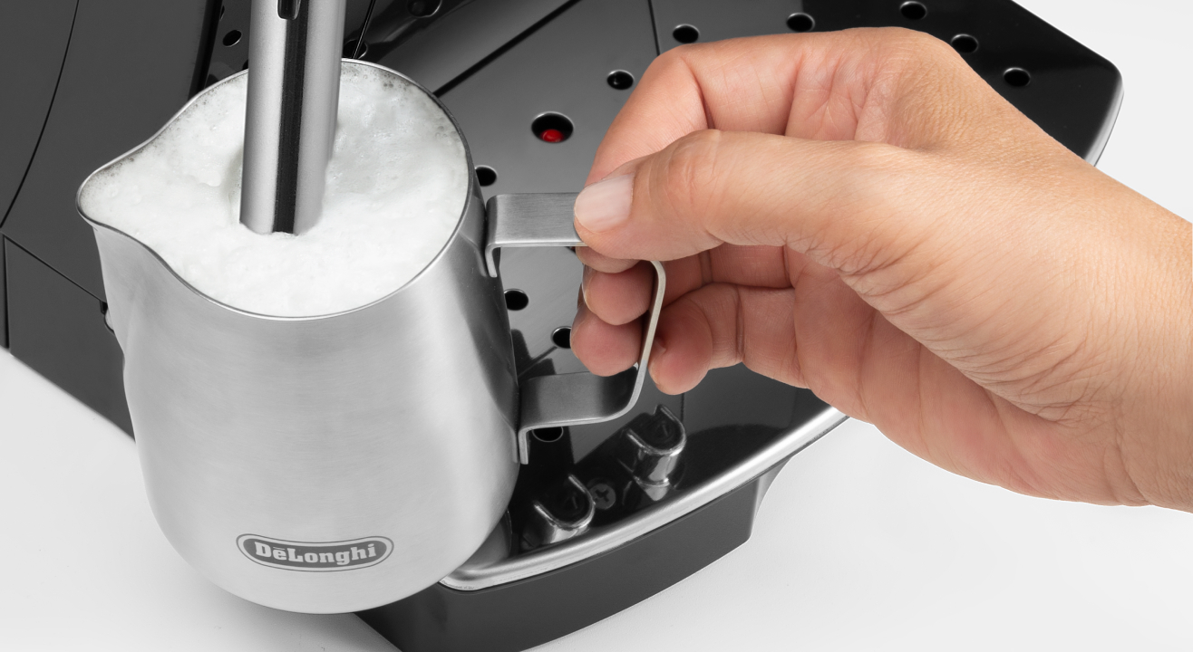 Фото Кавомашина Delonghi ECAM 22.110B - 3