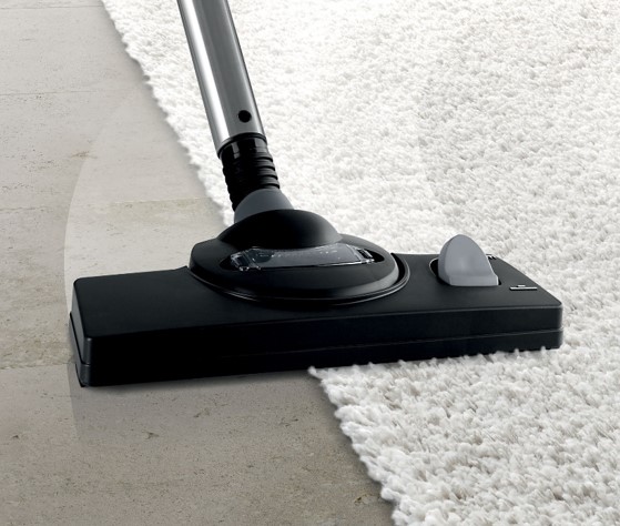 Пилосос миючий з аквафільтром Bosch BWD421POW - 5 Фото Пилосос миючий з аквафільтром Bosch BWD421POW - 5