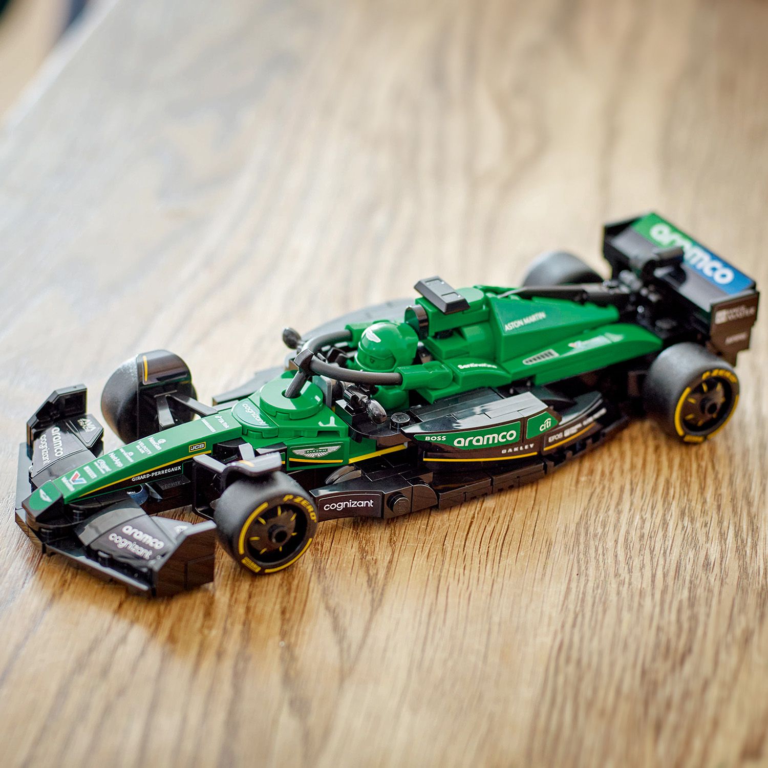 Іграшка F1® для гри та демонстрації